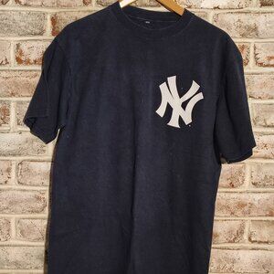 Blackish Navy New York Yankees "Rodriguez 13" t-shirt - Medium?